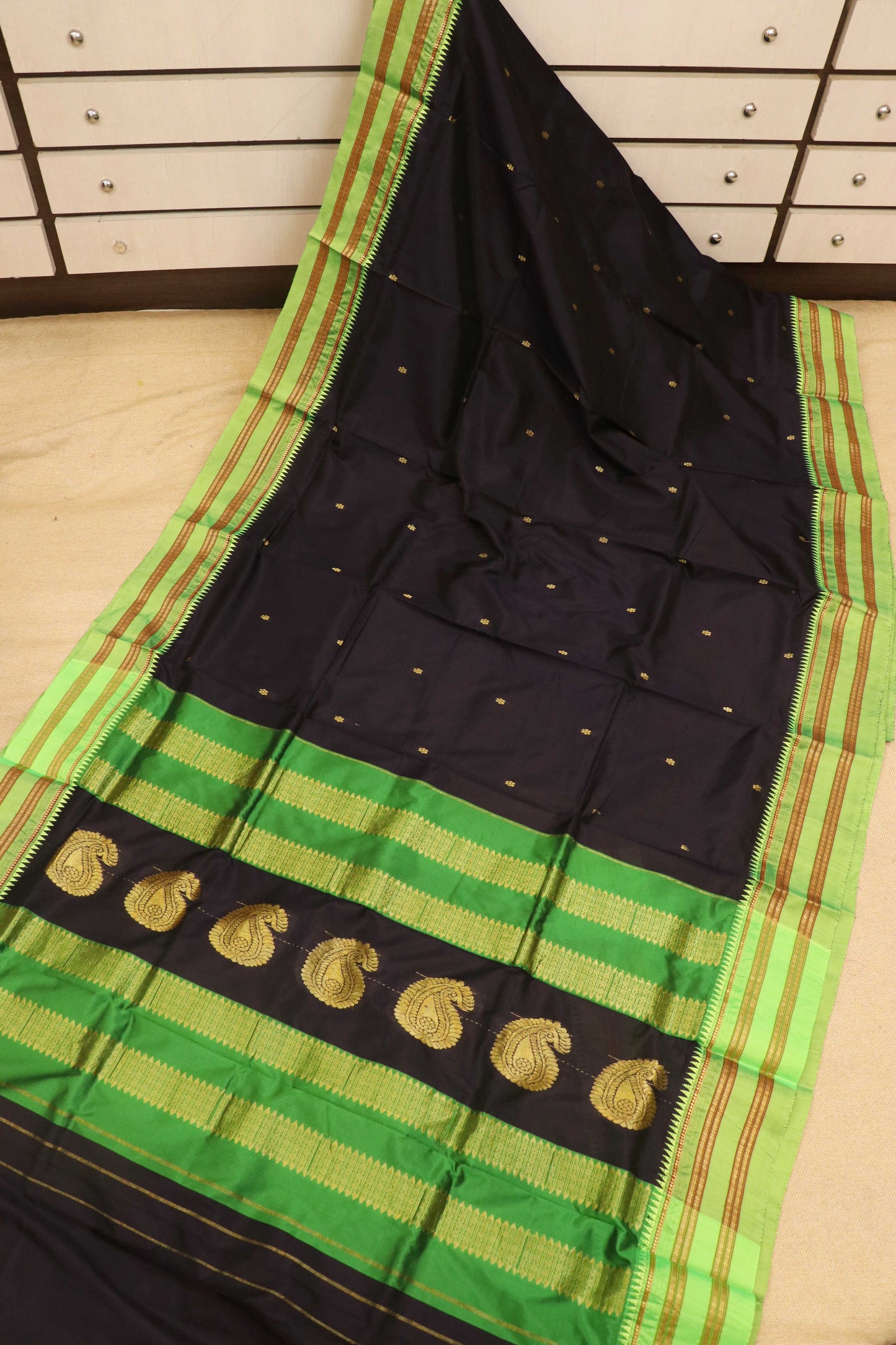 Narayanpeth Saree