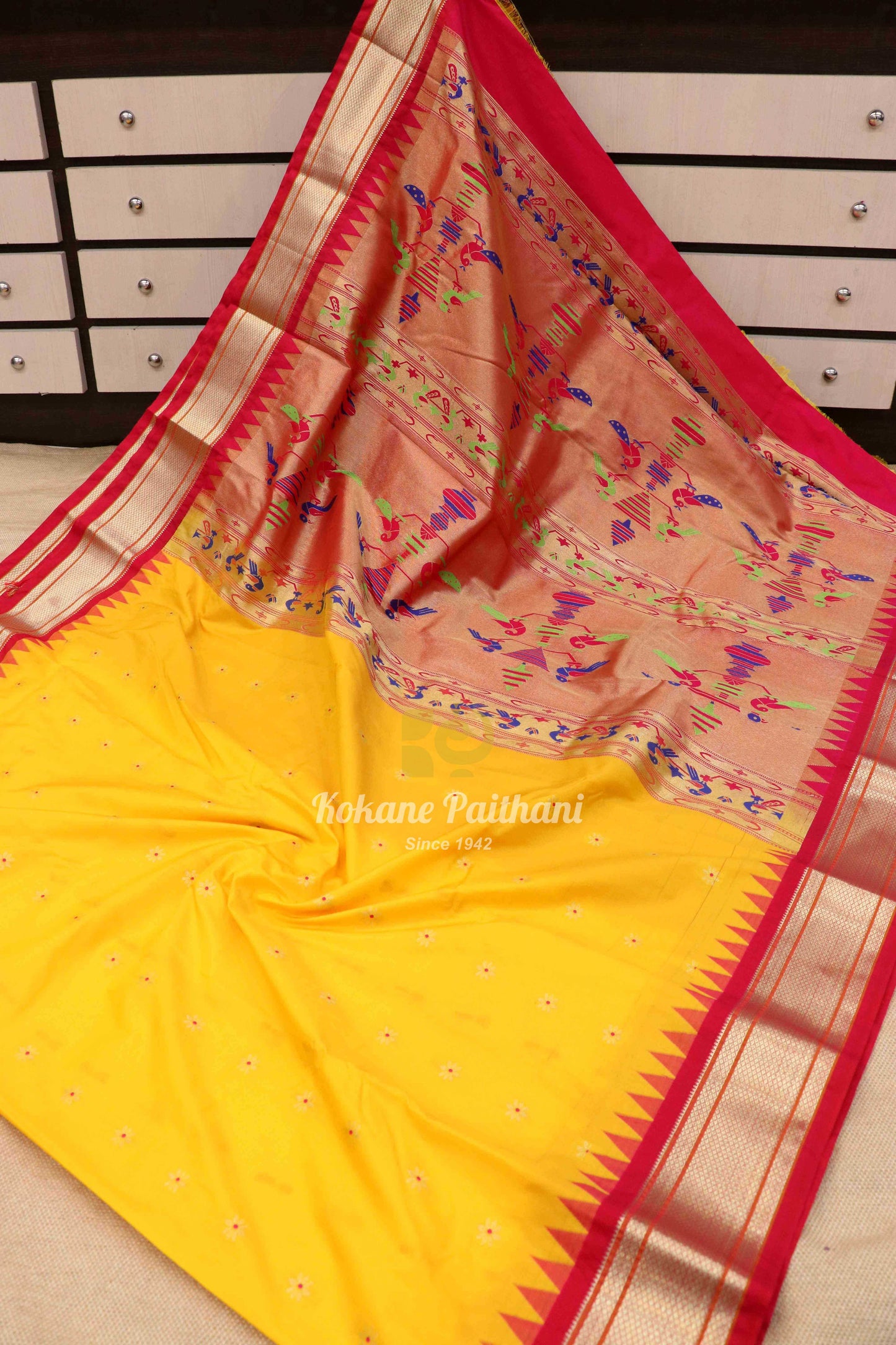 Kadiyal Semi Paithani Saree