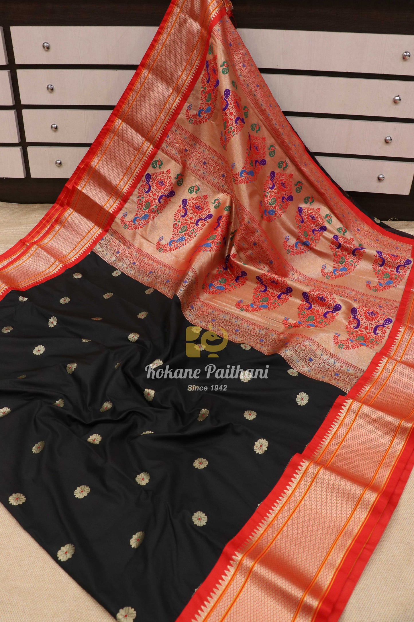 Kadiyal Semi Paithani Saree