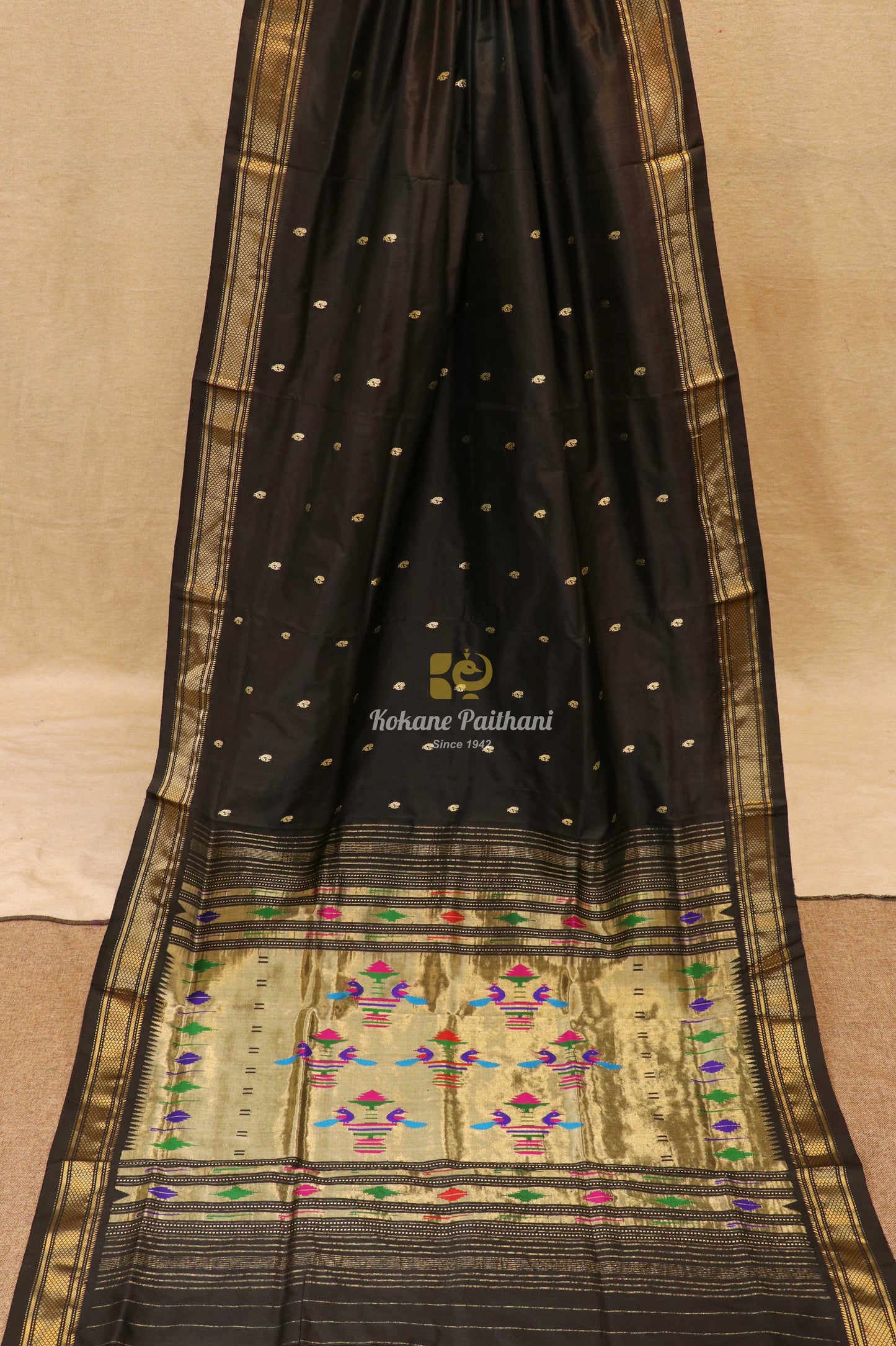 Traditional Pallu Silk Paithani Saree
